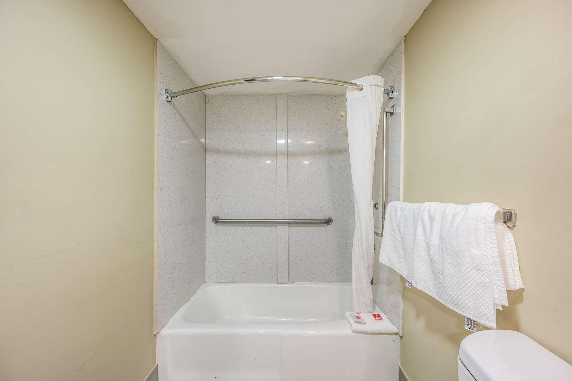 Econo Lodge Inn & Suites University Гантсвілл Екстер'єр фото